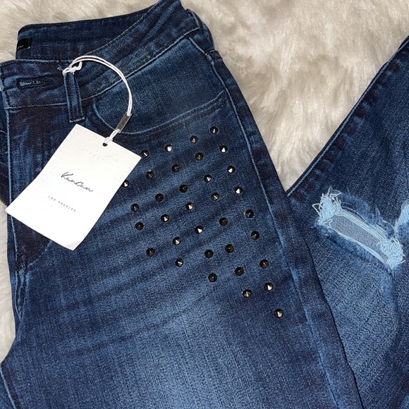 Dark Blue Jeans - Picture 2 of 4